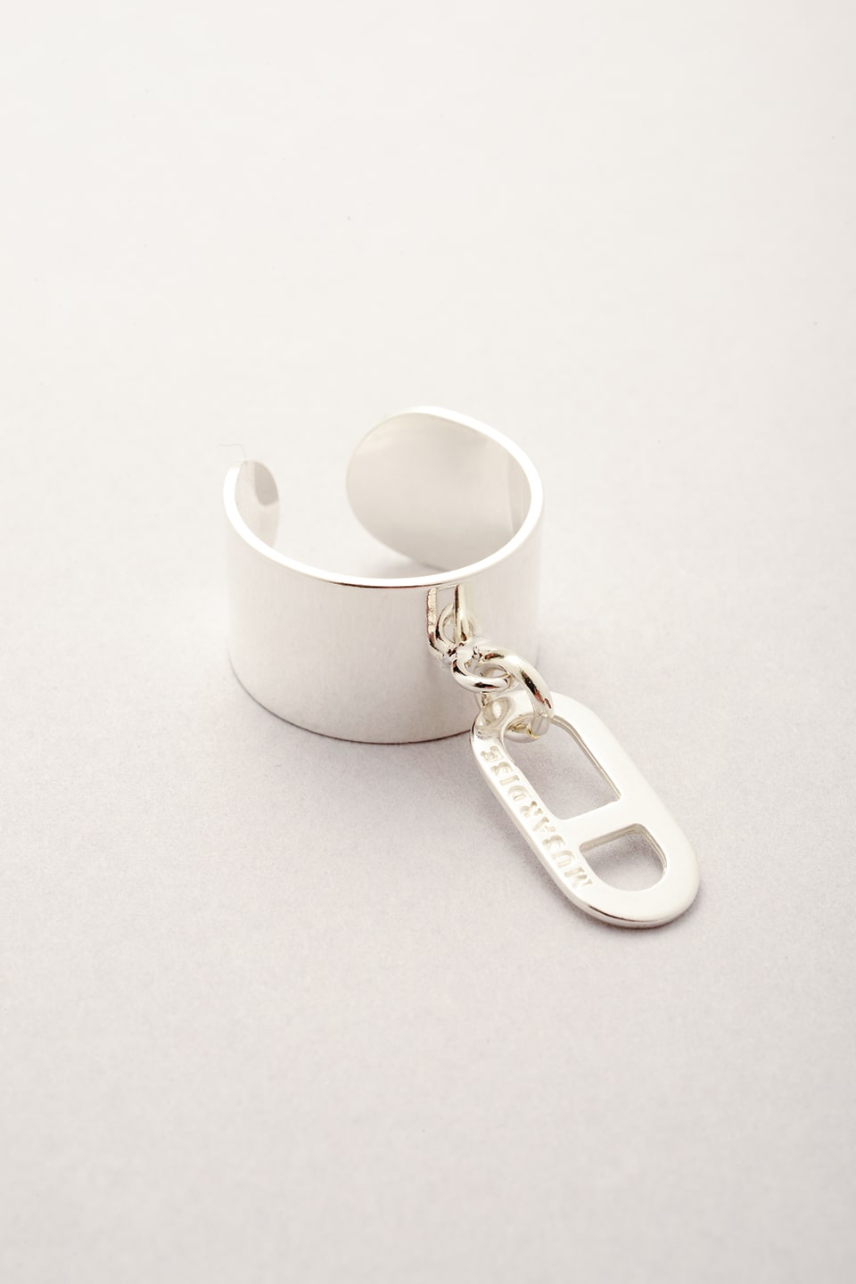Bague argentée pendentif Noé. Bijou pour femme fabriqué en France. 