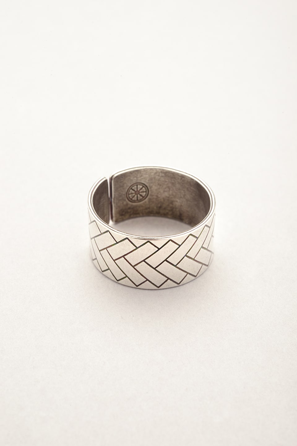 Bague homme "Liam" - argentée fabriqué en France. Bague brut. Bague masculine. Bague ajustable pour homme. 