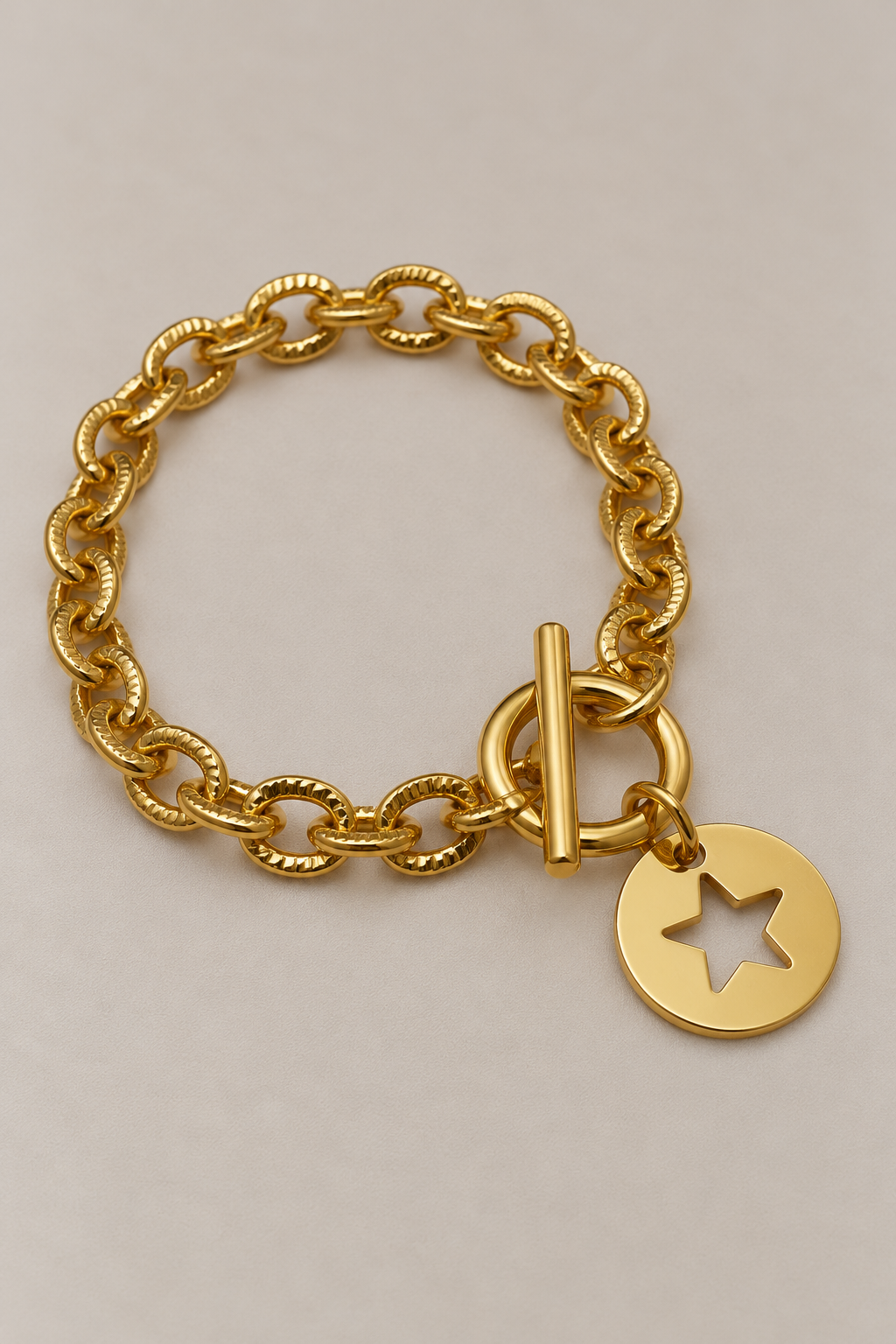 Bracelet Scarlett étoile doré, chaîne striée et fermoir en T – Musardise