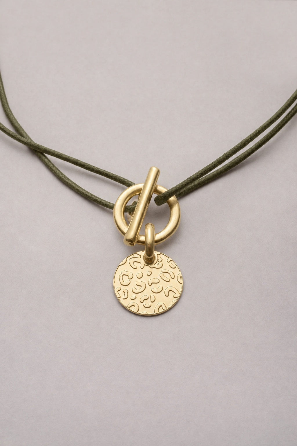Collier attache léopard doré, cordon kaki